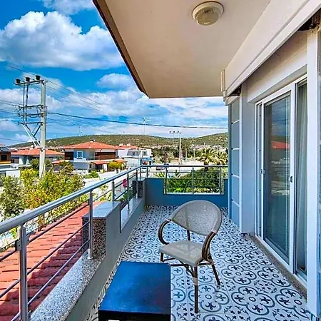 Enjoy Hotel *